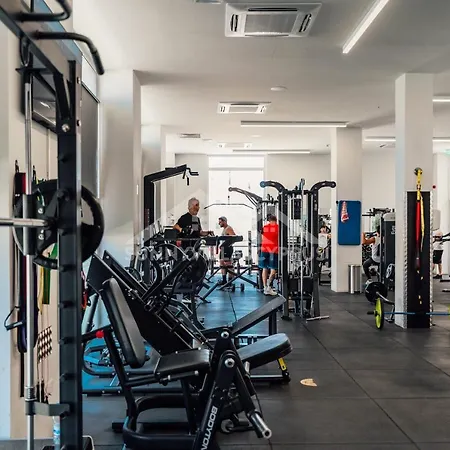 Sunnyvillas: 2br Mythical Apt*swimming Pool*ak04